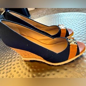 Arturo Chiangmai Ralin Black Peep Toe Wedge Shoes Size 9